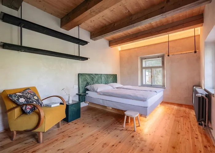 度假居 Pilnikarna Krizanky