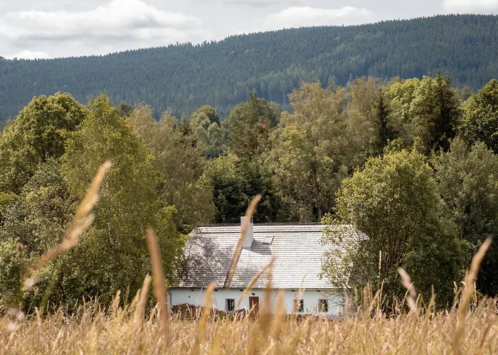 度假居 Pilnikarna Krizanky